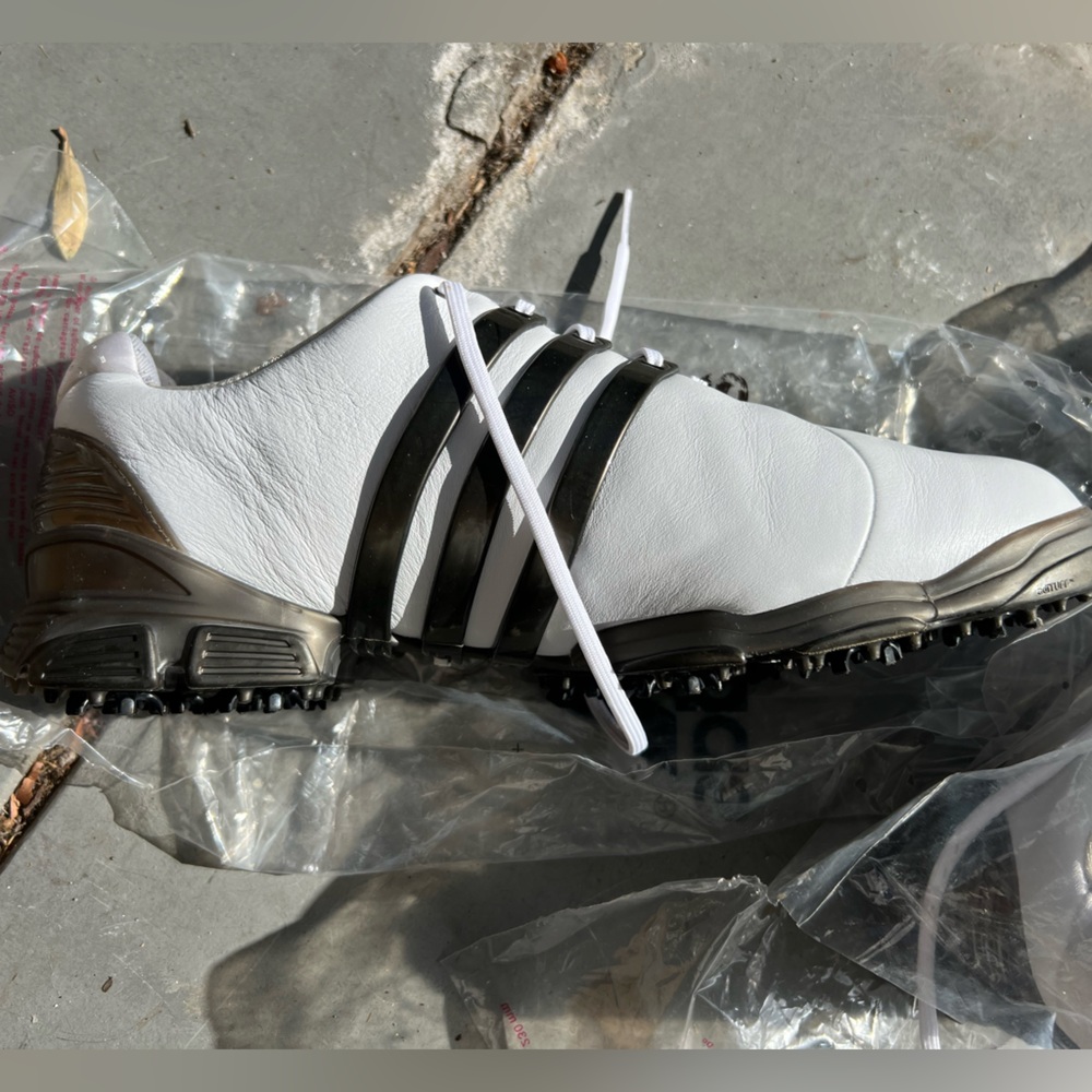 Brand new white Adidas men's golf shoes